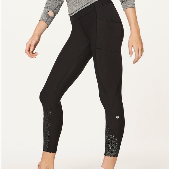 NWOT lululemon tight stuff reflective 